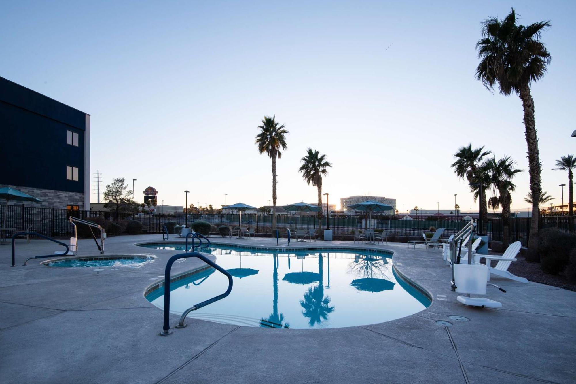 Hampton Inn & Suites Las Vegas-Henderson Dış mekan fotoğraf